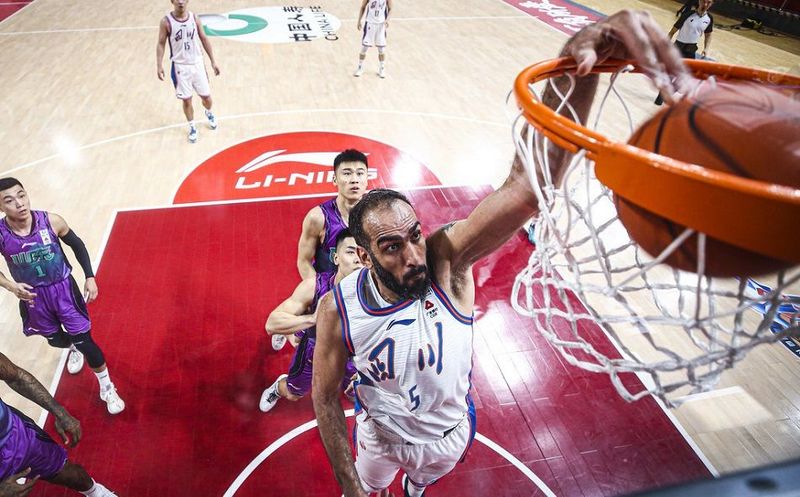 c7娱乐-西藏男篮成功反击,赢得关键战绩